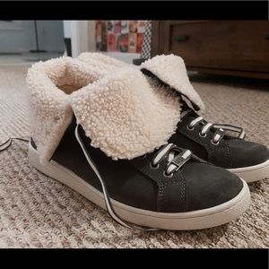 NEW Starlyn UGG Sneaker High Top Boots